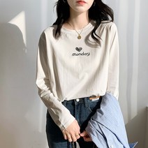 봄가을 심플 하트 프린트 화이트 티셔츠 여 긴팔 한국판 루즈핏 이너 위에 레깅스 상의