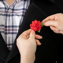 부토니에카네이션코사지 조화 어버이날 꽃 장식, 단품