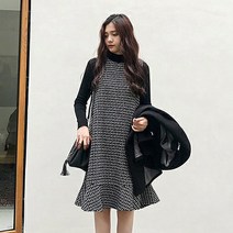 와일드펫 8091 트위드 모직체크 겨울 봄 밑단 플레어 원피스