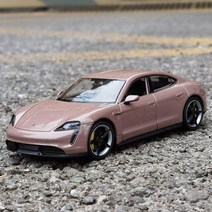 포르쉐 타이칸 터보S 1:24 Taycan Turbo S 다이캐스트 자동차 차량 모형 피규어 웰리 장난감 모형 카푸어 합금 메탈, D