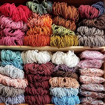 하얀미소 양말목 공예 1kg 실밥 먼지제거 컬러분류 랜덤색상 좋은재료 수업용 집콕취미생활 뜨개실 수예