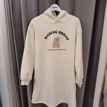 [에꼴리에] 베어 프린트 후드 원피스