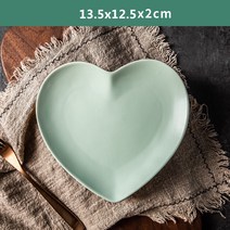 유럽 단단한 심장 모양 세라믹 접시 연인의 도자기 저녁 식사 접시 미끄럼 방지 스테이크 과일 트레이 샐러드 견과류 스낵 식기, 1개, 라이트 그린 S