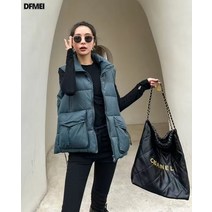 쇼트 패딩 베스트 패션 뽀얀 오리털 방한 트렌드 여성 코디