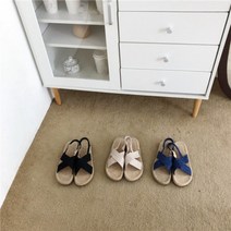 가바바 여성 여름샌들 짚으로 만들어진 플랫 크로스 신발 G34883