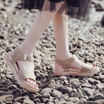 여름 스트랩 스웨이드 샌들 세련된 통굽 슈즈