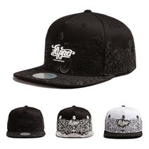 얼굴큰사람 머리큰사람 큰바위얼굴 큰머리 대두 모자