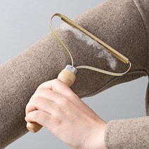 놀자리빙 옷 먼지 스크레이퍼 보풀제거 옷감정리 옷먼지보풀제거, No.01 옷 먼지 스크레이퍼