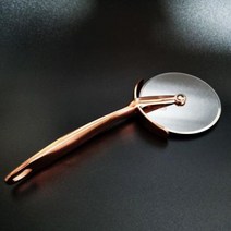 바보사랑 피자의정석 로즈골드 피자롤러커터1개.콕닷컴