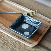 오반자이 채색 정사각 종지 일본 그릇 식기 독특한그릇 레트로식기 도자기종지 고급스러운그릇 종지그릇 빈티지그릇, 채색 정사각 종지[딥블루]