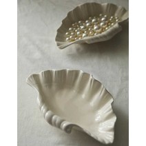 빈티지그릇 디자인 플레이트 조개모양 화이트 세라믹, 두개