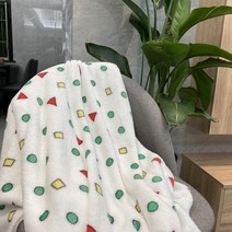 캐릭터무릎담요 극세사학생담요 소형어린이집낮잠이불 짱구담요 캠핑용포그니 짱구담요