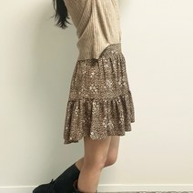 유어프리즘 언발 프릴 캉캉 A라인 뒷 밴딩 스커트