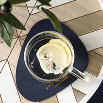 도매로드 컵 고품격 북유럽 유리잔 티타임 컵코스터 인생컵 소품 티코스터 가죽 고급스러운 받침 모던색상 찻잔 미끄럼방지 W5D0CF0 네이비 머그잔 신혼부부커뮤니티 세련된 선물 캔들 수저 잔 인테리어 커피숍 PU 가성비 트렌디한 사무실 커피잔 카페 컵받침 종이컵홀더, 도매로드 네이비
