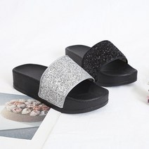(국내제작) 프리티슈 빅사이즈 발편한 반짝이 펄 통굽 여성 사무실 슬리퍼 실내화 (4cm)