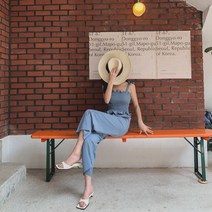 오슈 여성 여리여리 스모크 셔링 스트랩 심플 점프수트