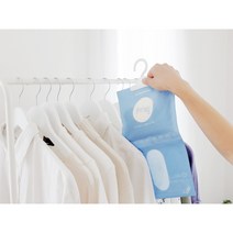 물먹는뽀송 옷장용 옷걸이형 제습제 습기제거제, 200g, 32개