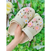 [당일출고]꽃향기만남기고갔단다10pcs(5종류)/자비츠/꽃자비츠/신발꾸미기/신발장식/실내화장식/실내화꽃장식, 분홍/흰색(10pcs), 10개