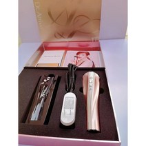 Dr Arrivo Zeus II는 피부에 탄력을 주는 특허 받은 노화 방지 기술을 사용합니다., 아테나 장미