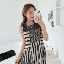 브이와이 여성 피서룩 여행룩 아코디언 패턴 원피스