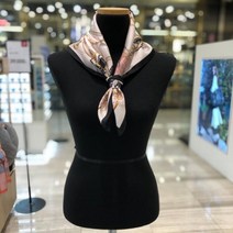 [질스튜어트] 엘르 마차라인 실크스카프 SE831S301 NC강서점