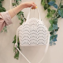 레이스 펀칭 숄더백 데일리