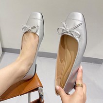 몬드스팟 1cm 여성 스퀘어코 리본 단화 로퍼 플랫 실버 (DM1030)