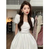 프랑스 스퀘어 칼라 화이트 드레스 여성 여름 생일 작은 드레스 라이트 럭셔리 하이 엔드 롱 스커트