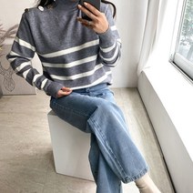 네모 여성용 단가라버튼 니트