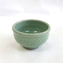 청아한 동동주잔