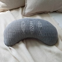 누비앤 피쉬 자수 반달 메밀 베개, 그레이