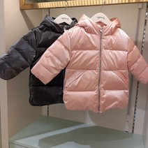 아가방 초특가 40%세일~ 돌전아기 두꺼운 점퍼 불편하시죠~~ 적당한 두께의 보온성도 있는 아주 가벼운오리털점퍼~