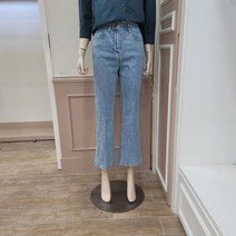 BCBG 슬림부츠컷 데님 B3B4P352