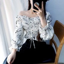 도도스타일 쇄골라인 돋보이는 셔링 드로잉 블라우스