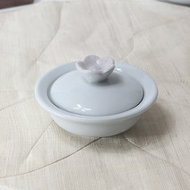 동백 꽃찜기 1호, 백자