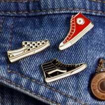 동서스토어 귀여운 스니커즈 뱃지 패션브로치 이쁜배지 키덜트 악세사리