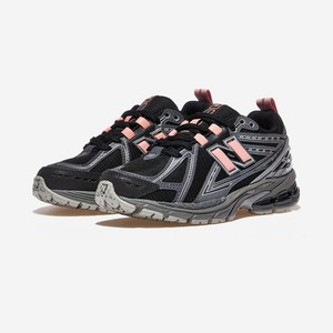 슈데일리 뉴발란스 1906R 블랙 핑크 문 M1906RHC