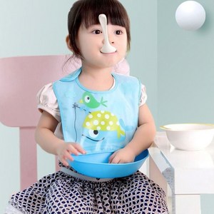 유아 이유식 받침 턱받이 고래
