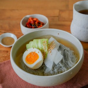 [함흥명가홍현] 시원한 양지육수 함흥냉면 2인분 해장 물냉면, 1세트, 800g