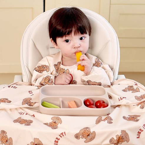 이유식 전쟁 종료! 방수 긴팔 턱받이로 옷 보호까지 - 1