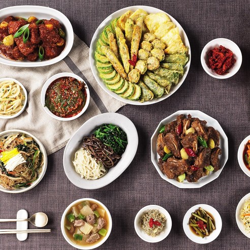 라운드키친7, 자극적이지 않은 프리미엄 가정식 생일상 세트 (3~4인용, 소갈비찜, 잡채, 소고기미역국, 동태전, 애호박전, 도라지오이무침, 명태식혜, 무말랭이무침, 총10종)