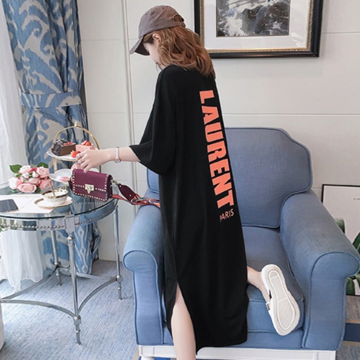 유니제이 헤리 레터링 롱 트임 반팔 원피스 유니제이 헤리 레터링 롱 트임 반팔 원피스