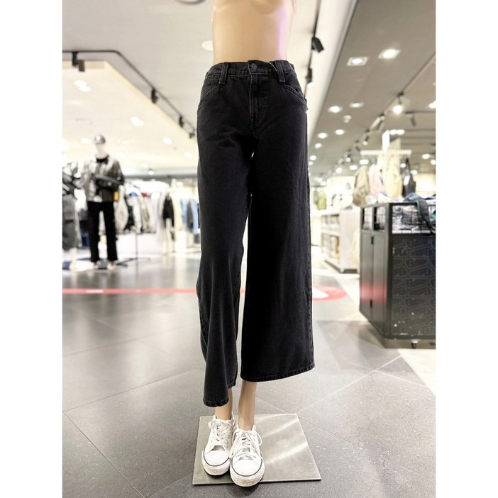 [ L E V I S ] 요즘 가장 핫한 여성 와이드팬츠 4종~!! 질긴 소재로 오래 입을 수 있는 사계절 청바지~!! (A5929-0014) NC강서 리바이스 무료배송~!!