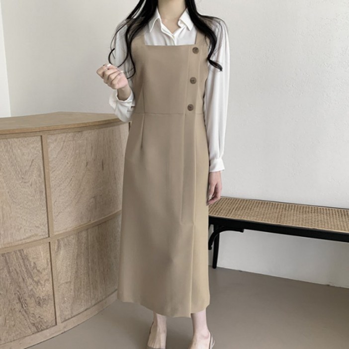 랜덤플레이 트임 버튼 레이어드 롱 뷔스티에 원피스