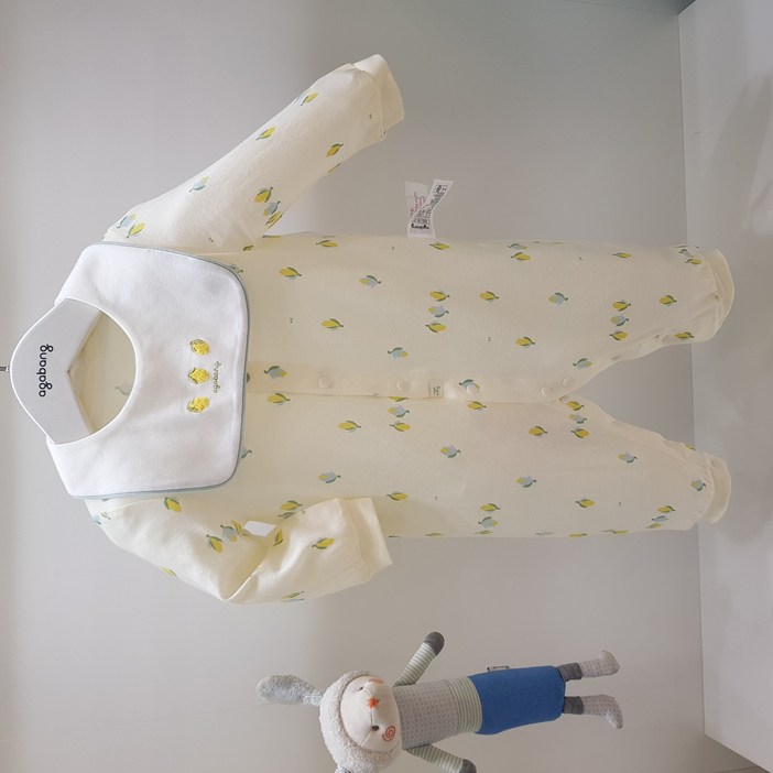 아가방 가을 베이비페어  보들함 수확 옥수수, 유아 우주복 턱받이 세트  신생아 백일룩 무형광 보들 모달 귀여운 신생아룩 우주복  신생아 백일 외출복