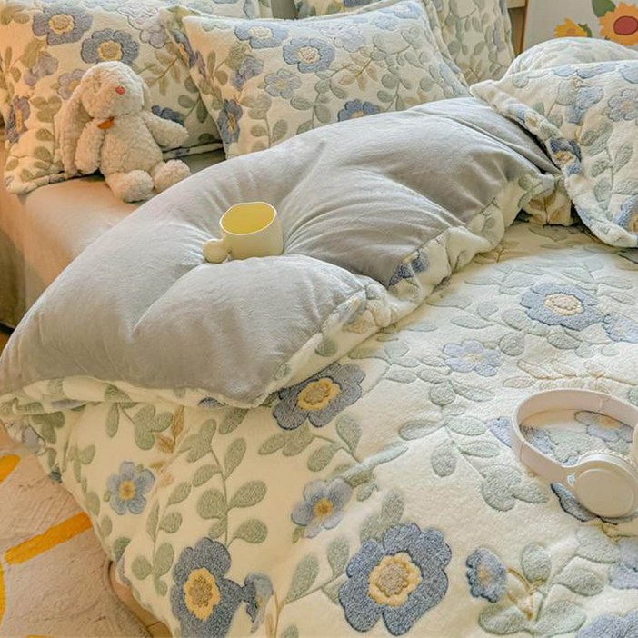 패션플래시 겨울 극세사 이불커버  부드럽고 따뜻한 벨벳 솜털 이불 커버 침대 4종세트