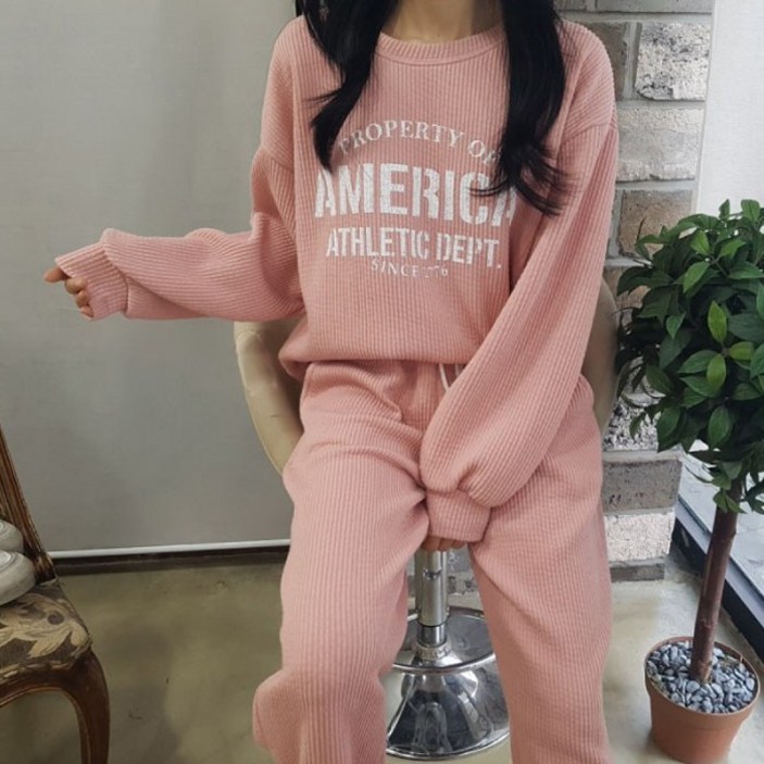 상상그이상 여성용 국내제작 아메리카 세트 와플소재 레터링 크랙 티셔츠 밴딩 일자 팬츠 간절기 트레이닝 세트