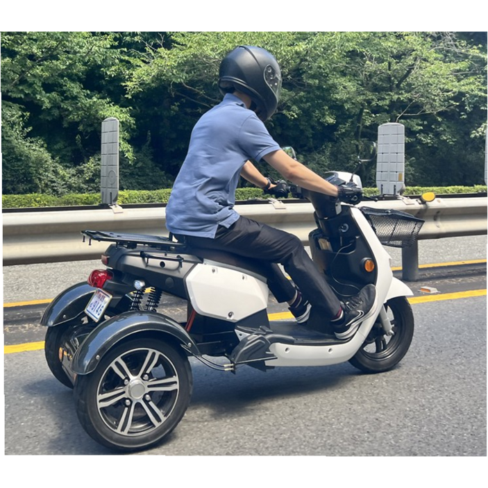 KR 모터스 이스코-트리(삼륜) / 환경부 보조금차량 전기스쿠터 /V-6 브이식스 전기 오토바이