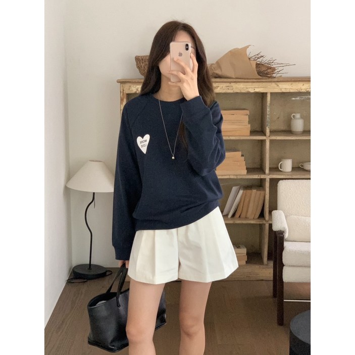 By JIN 자체제작 여성 맨투맨 봄 가을 오버핏 기본 데일리 긴팔 티셔츠  모어러브 레터링 스웻셔츠 데일리룩