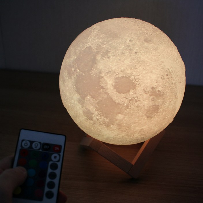 옆동네몰 입체 달 충전식 밝기조절 LED 무드등 16색 8cm 리모컨 옆동네몰 입체 달 충전식 밝기조절 LED 무드등 16색 8cm 리모컨